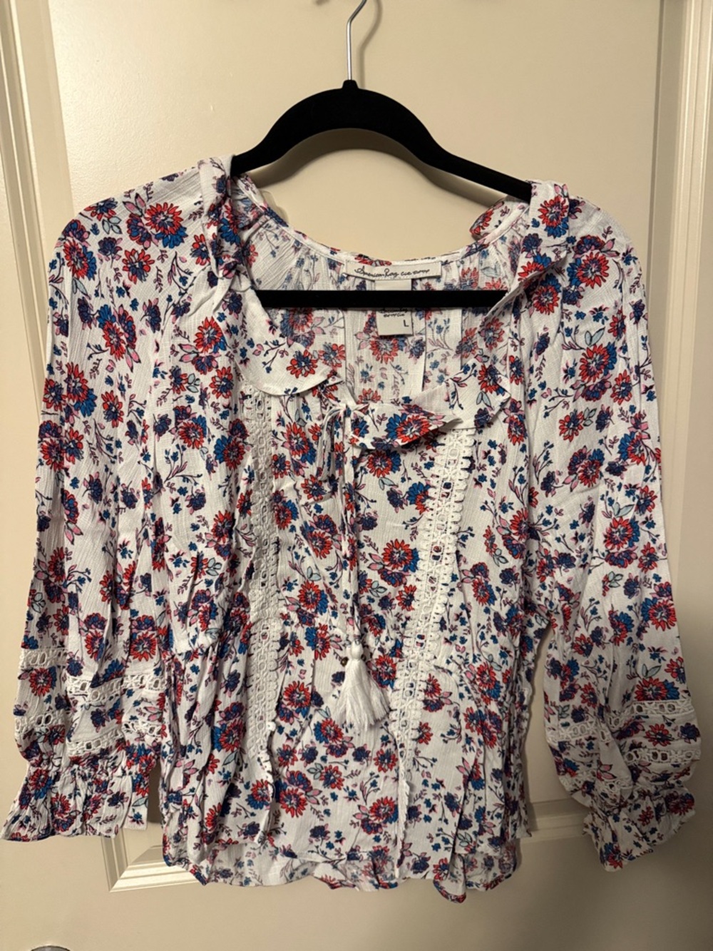 American Rag White Floral Peasant Top with Red & Blue Blooms